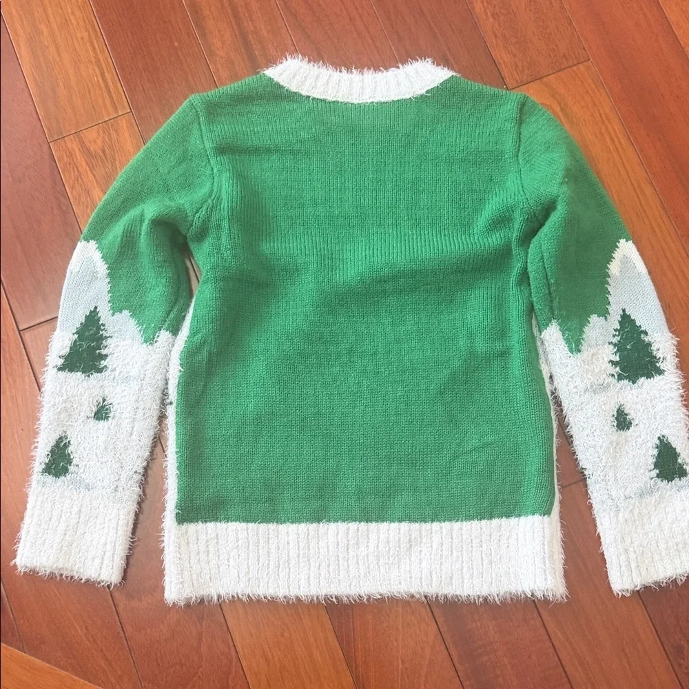Holiday Time Green and White Santa Sweater for girls